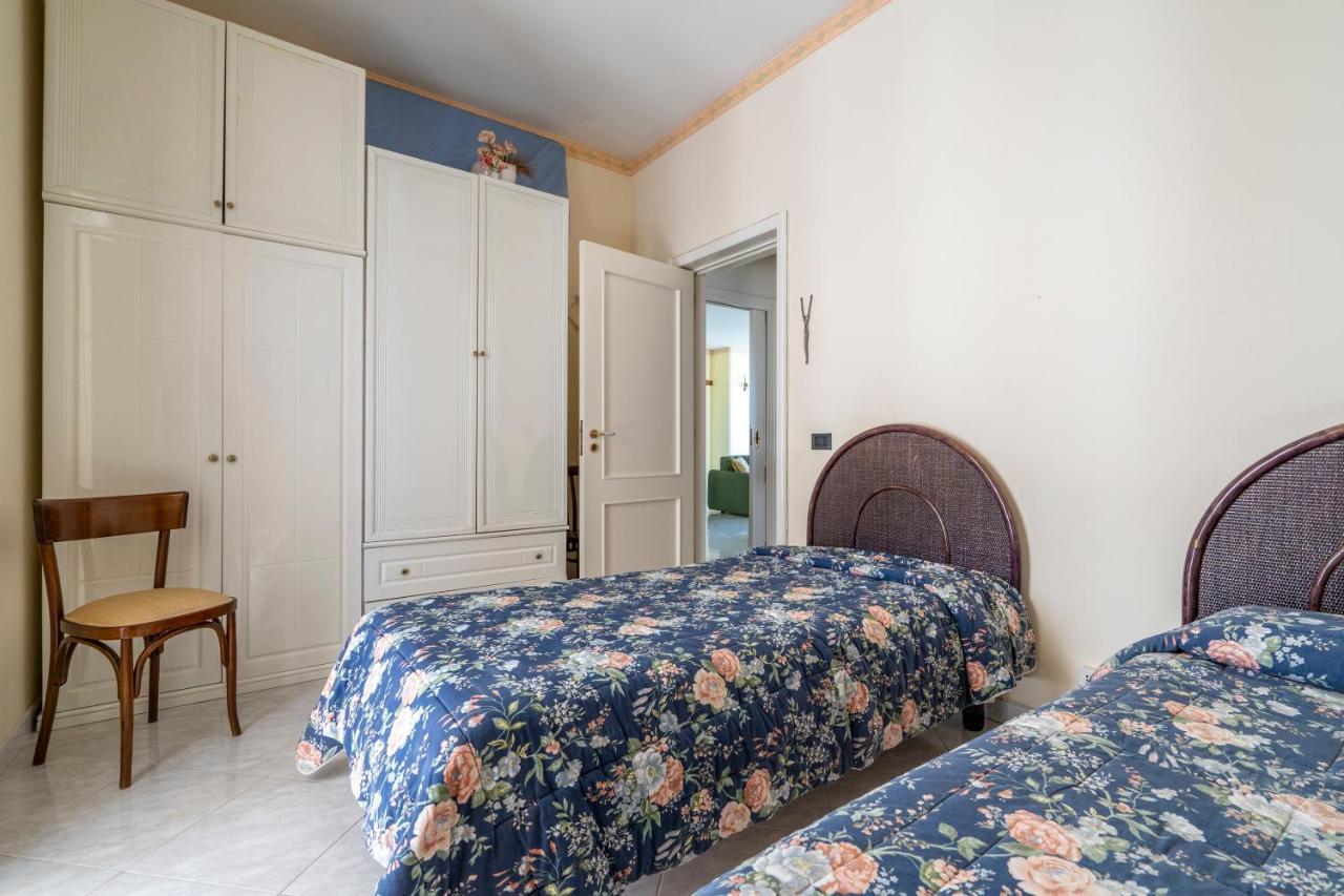 Grazia Attic Apartment With Terrace Trani Kültér fotó