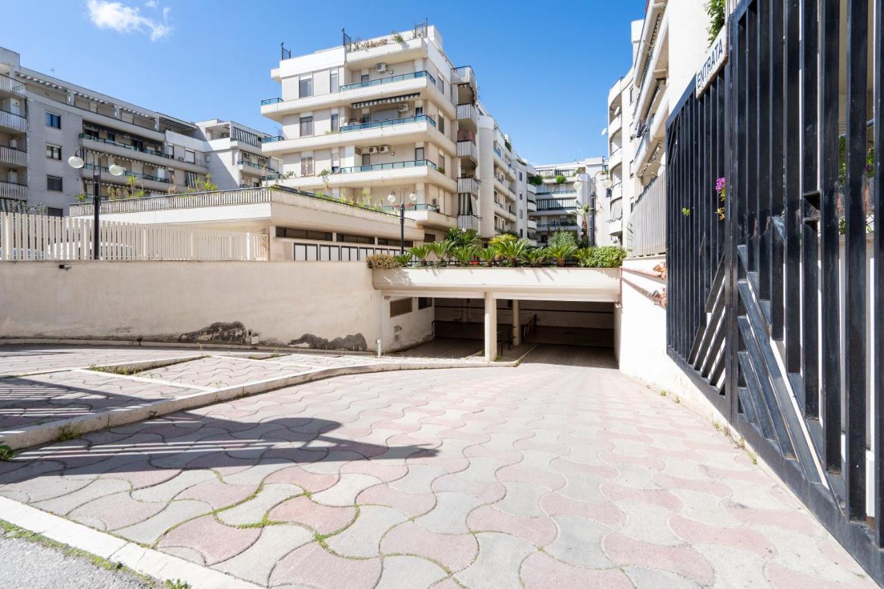 Grazia Attic Apartment With Terrace Trani Kültér fotó