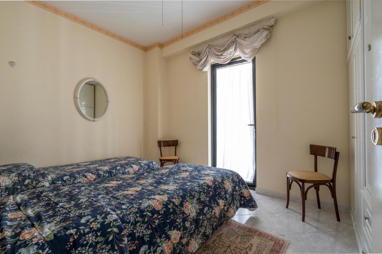 Grazia Attic Apartment With Terrace Trani Kültér fotó